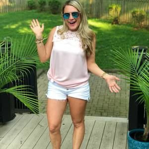 Meet your Posher, Tarrah